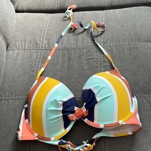 Bikini top